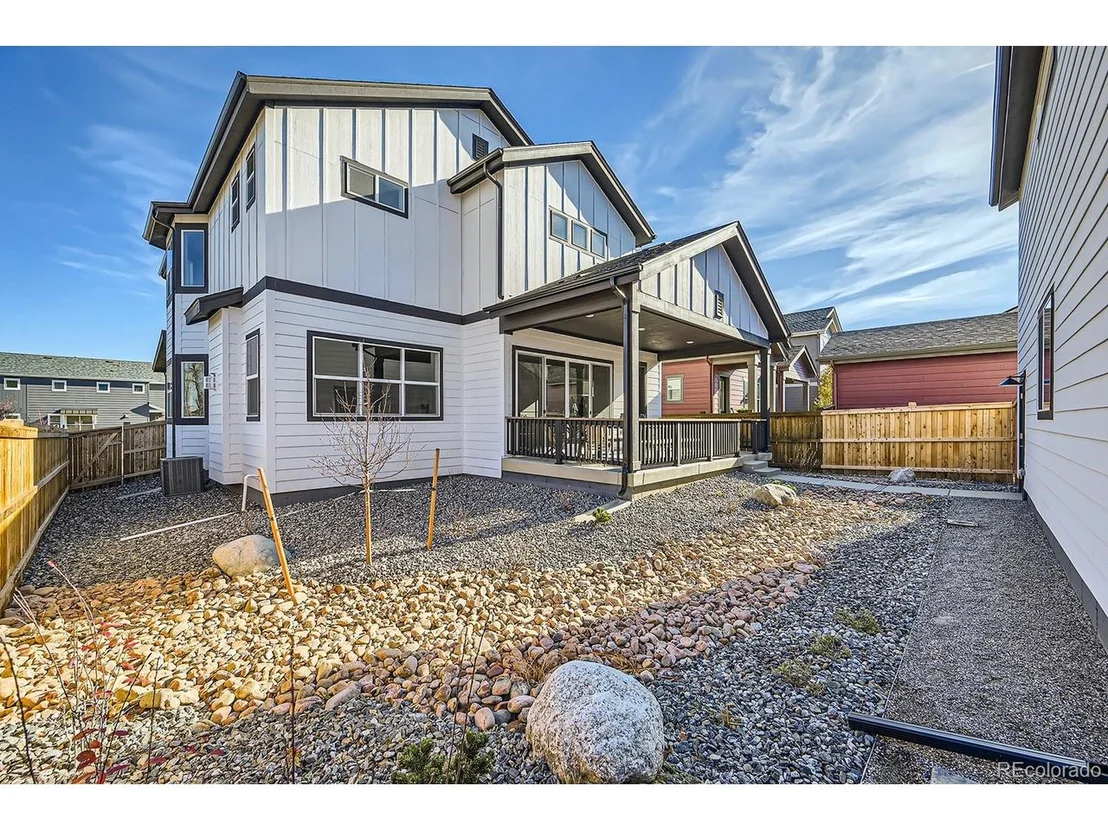 Photo of 215 S 1st Ave