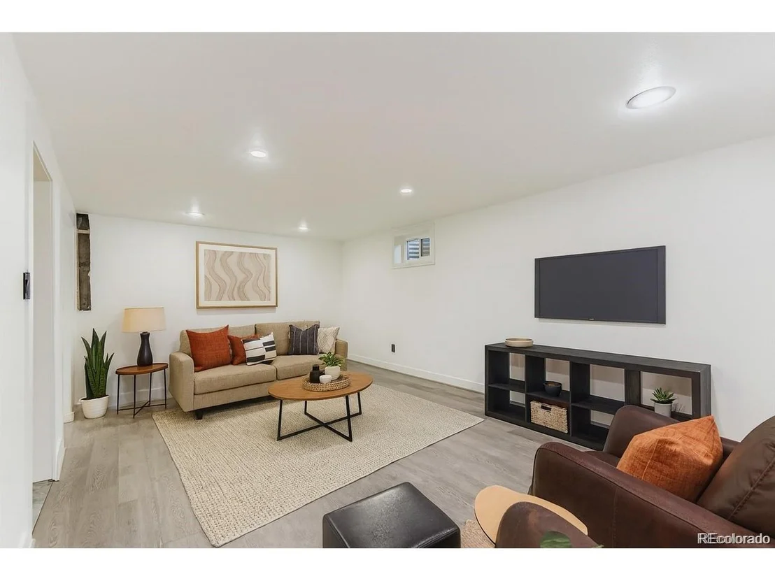Photo of 426 Jupiter Dr