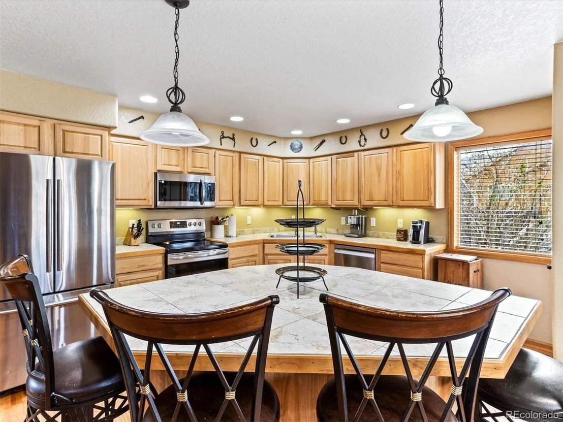 Photo of 85 Burland Dr