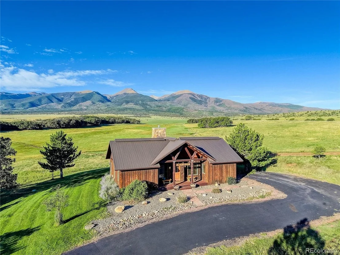 Photo of 2154 Cowboy Way