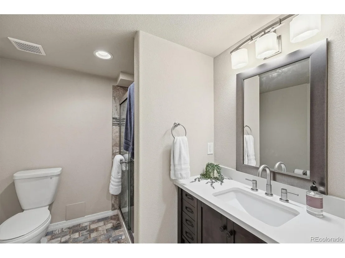 Photo of 2212 Ridgetrail Dr