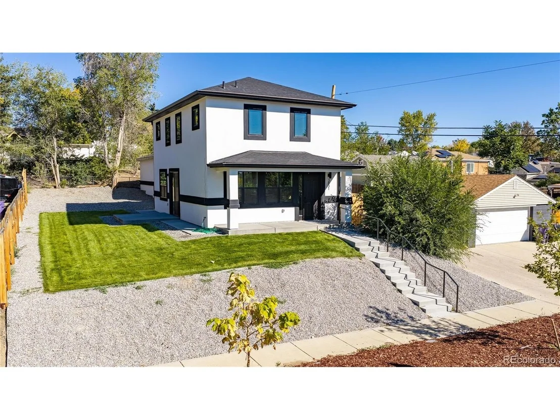 Photo of 3831 W 3rd Ave