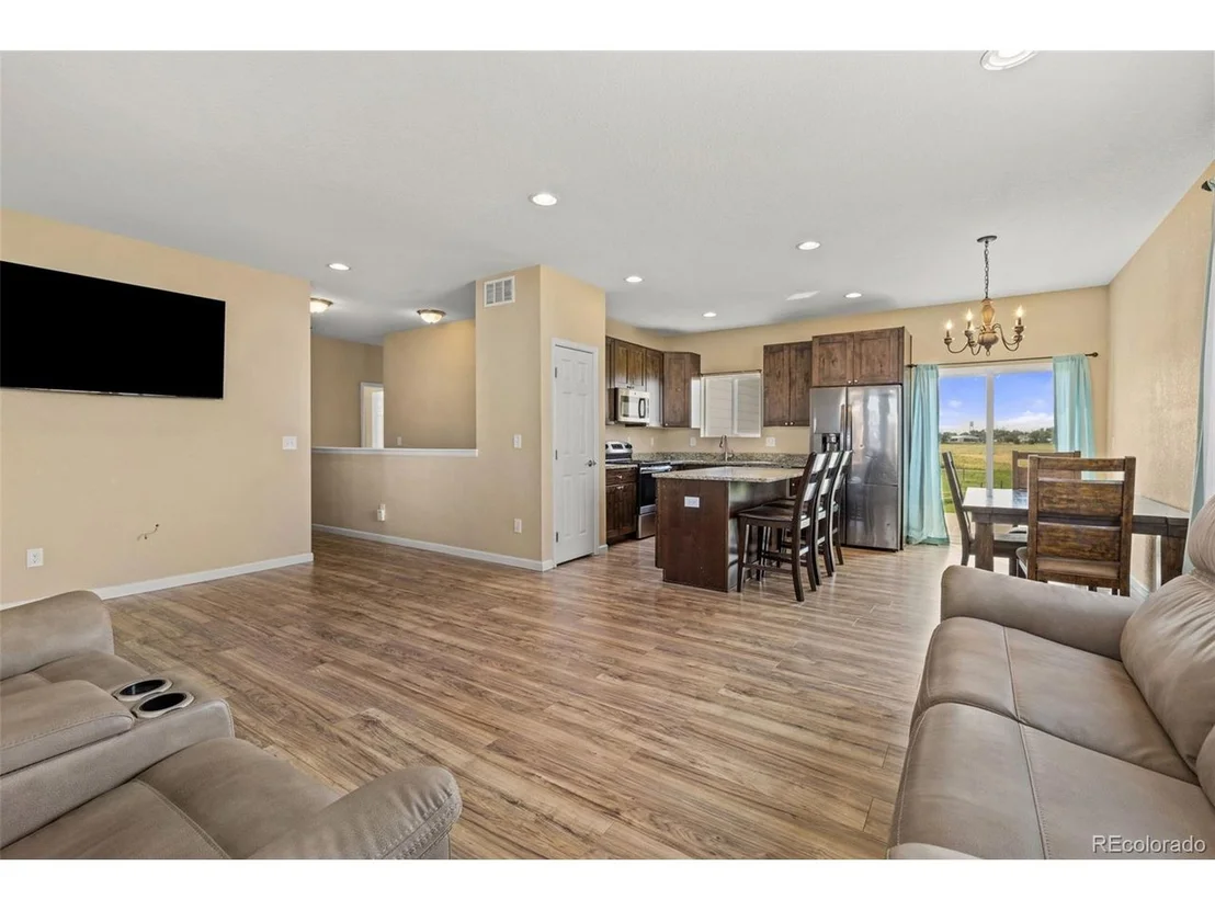 Photo of 1419 4th Pl