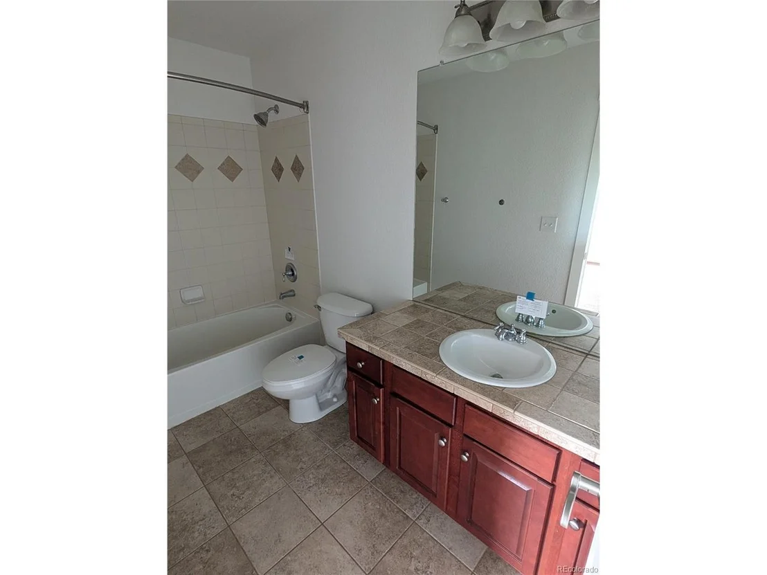 Photo of 4590 Pleasant Valley Cir