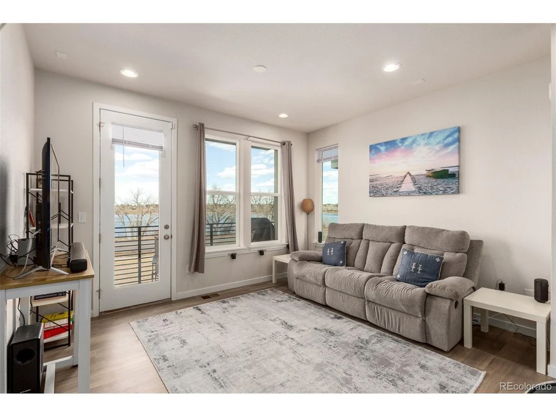 Photo of 2641 Channel Dr