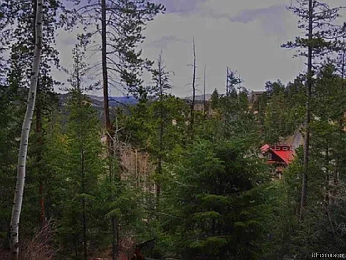 Photo of 10136 Crest View Dr