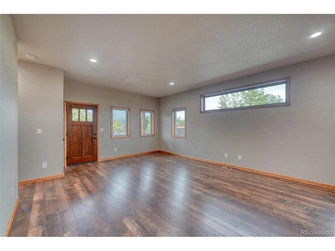 Photo of 101 Crestone Mesa Dr