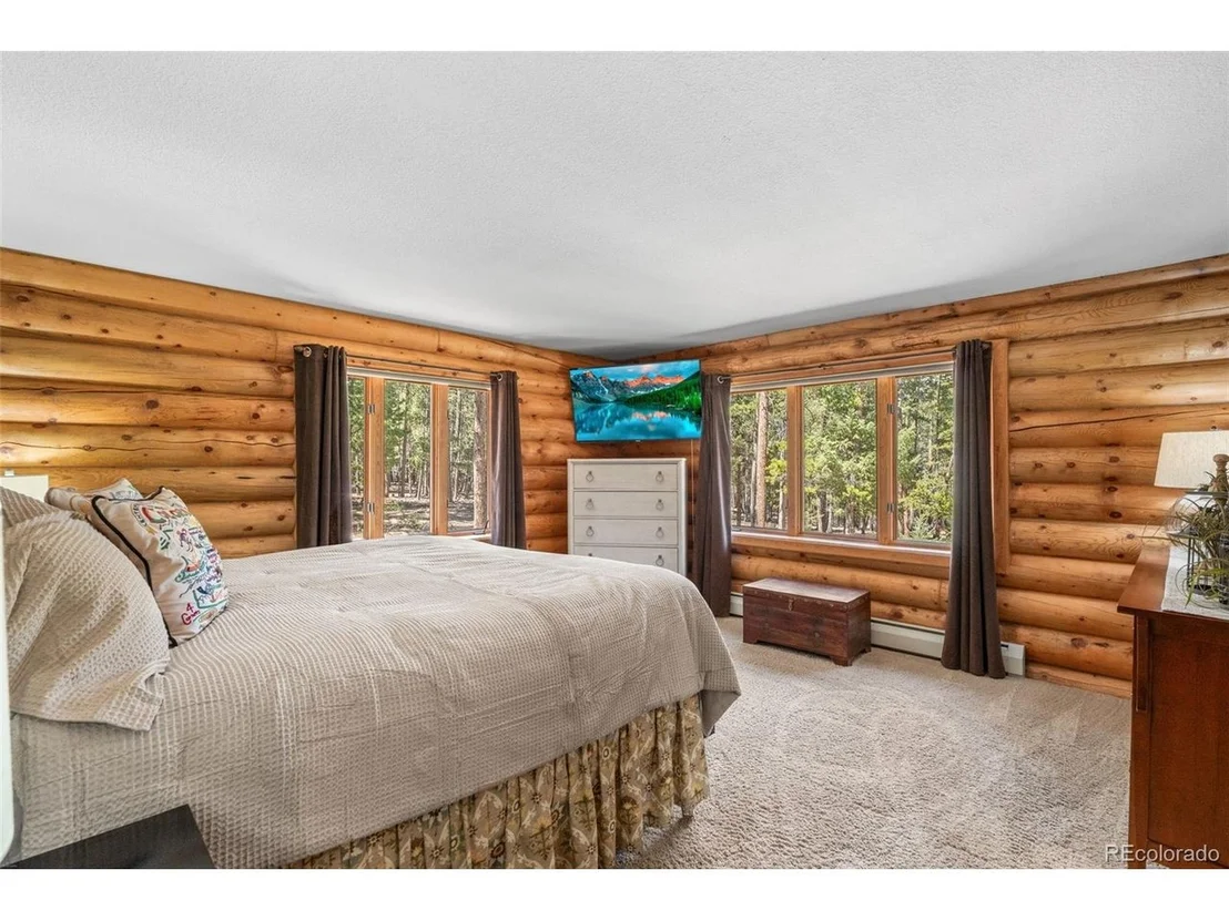 Photo of 23550 Pleasant Park Rd