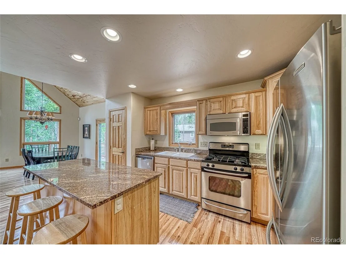 Photo of 988 Ruby Ln