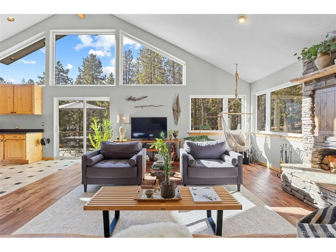 Photo of 32663 Donna Dr