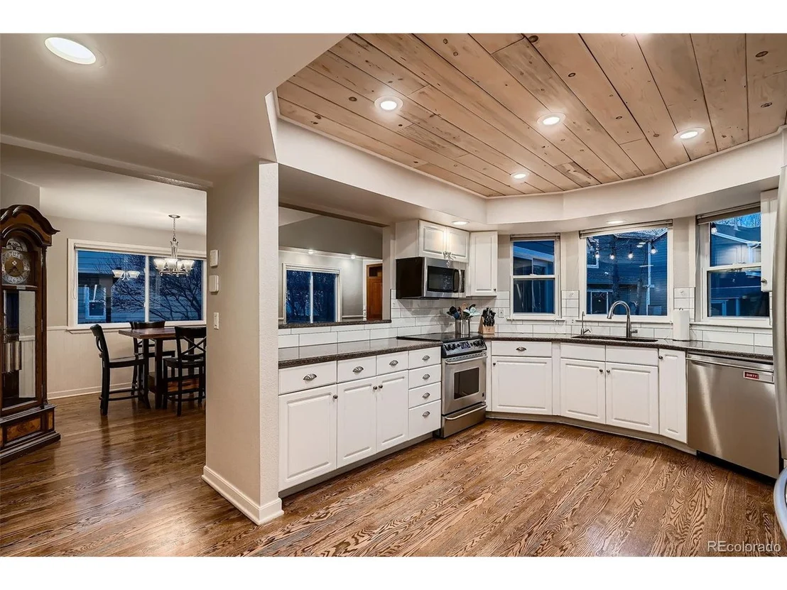 Photo of 13076 Marion Dr