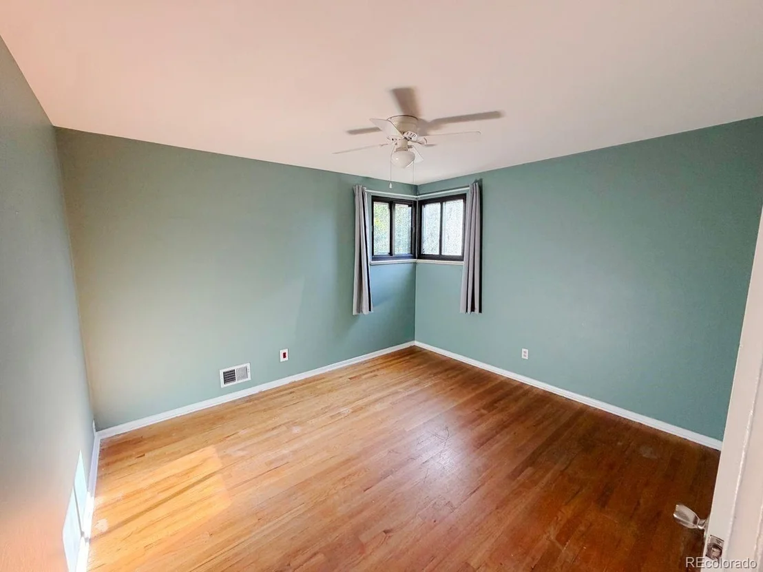 Photo of 3111 Troy St