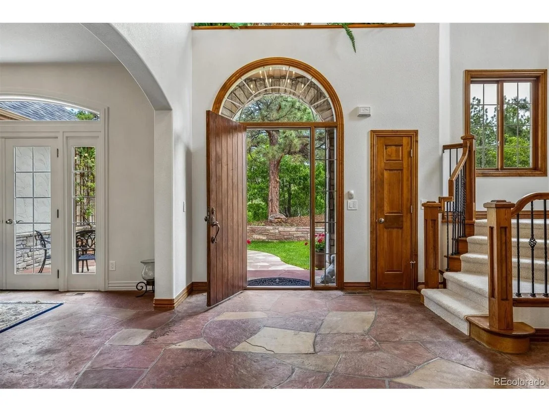 Photo of 2376 Trails End