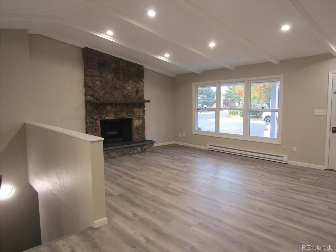 Photo of 2320 E Emerson