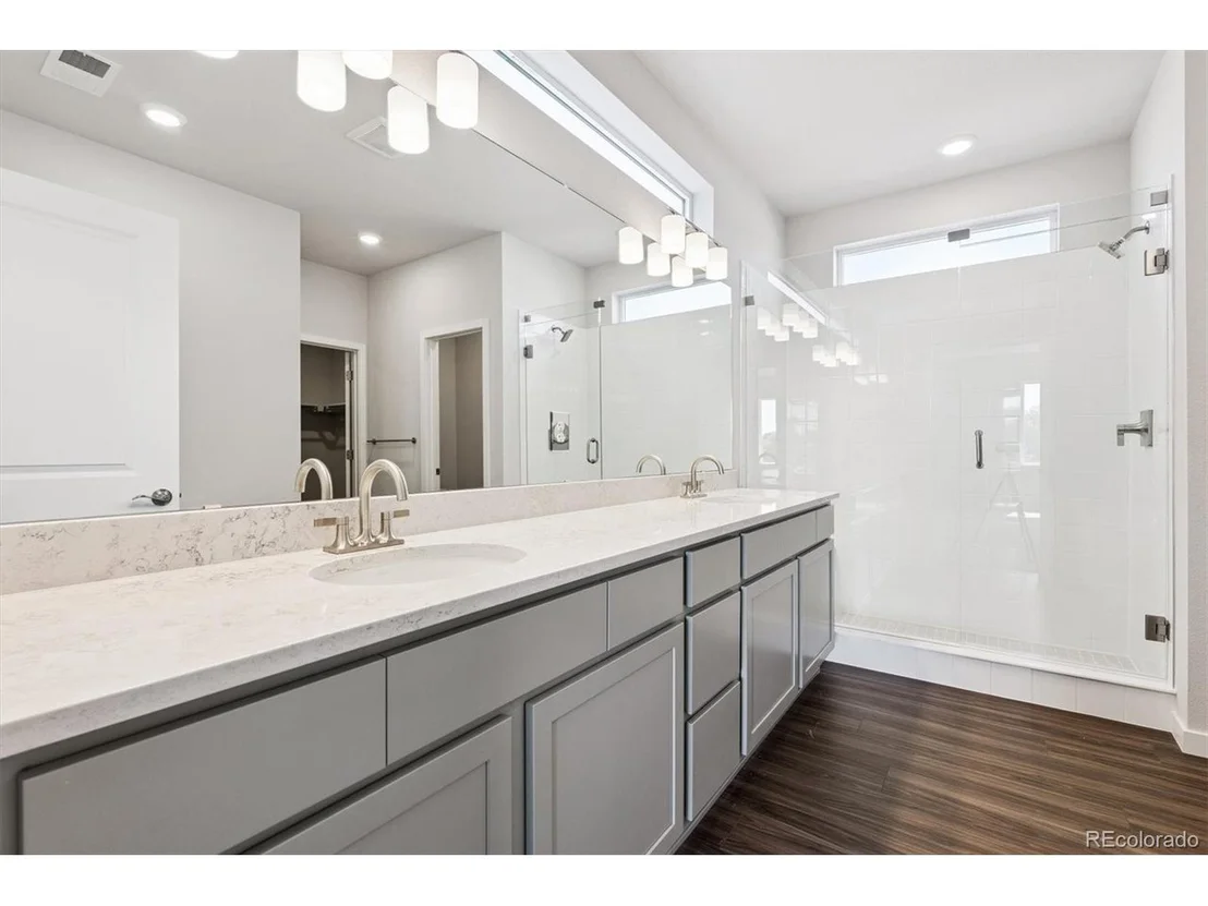 Photo of 1410 Colony Dr
