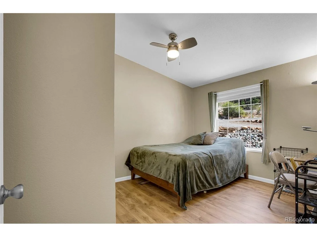 Photo of 803 Bonell Dr