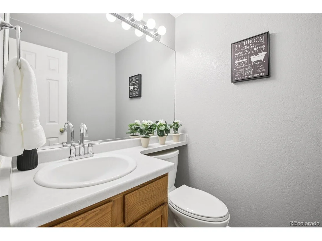 Photo of 2427 Cherry Cir