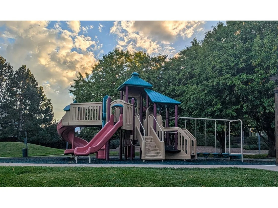 Photo of 7562 Triangle Dr