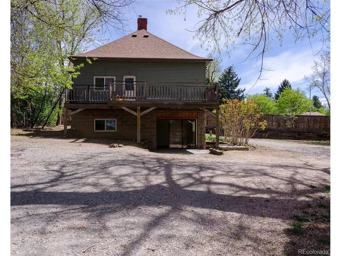 Photo of 445 Hover St