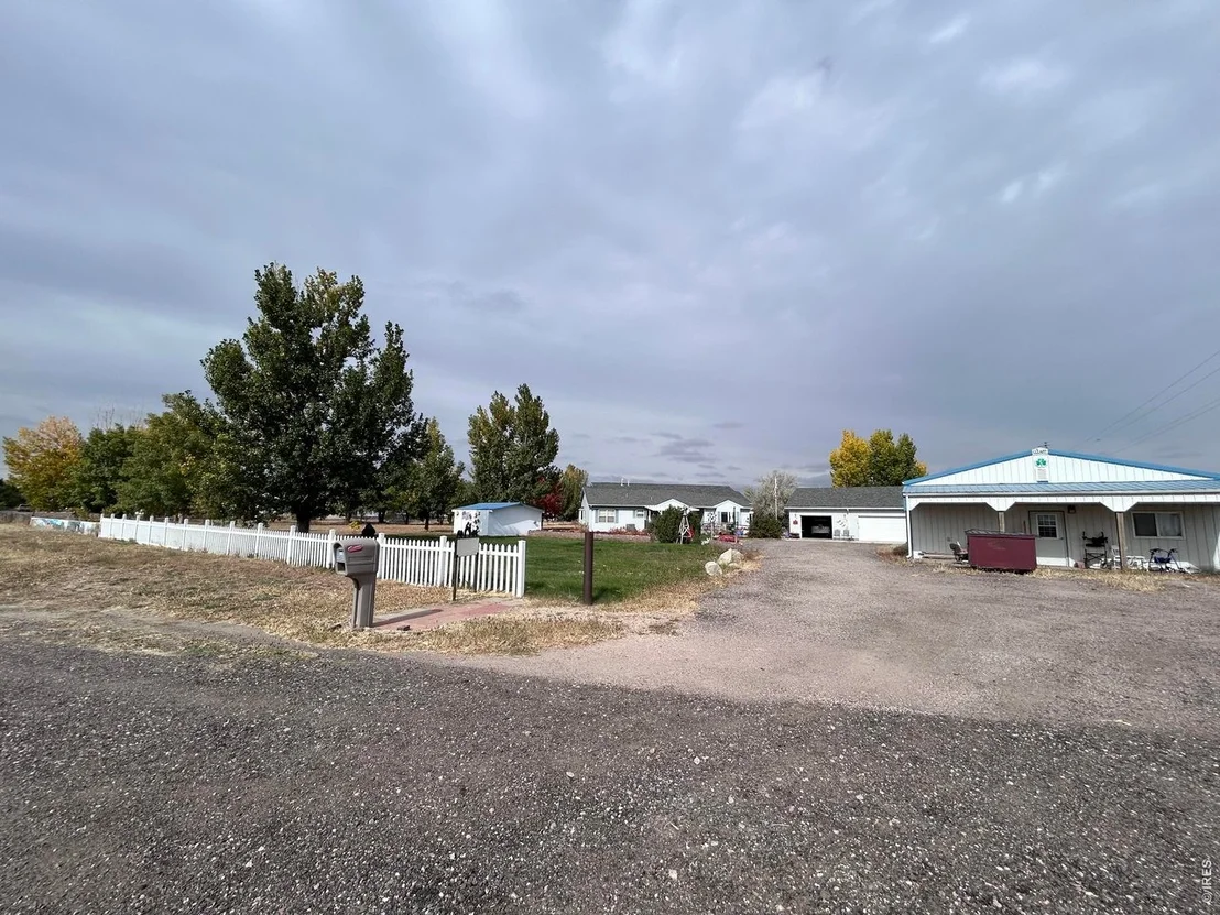 Photo of 717 3rd Ave