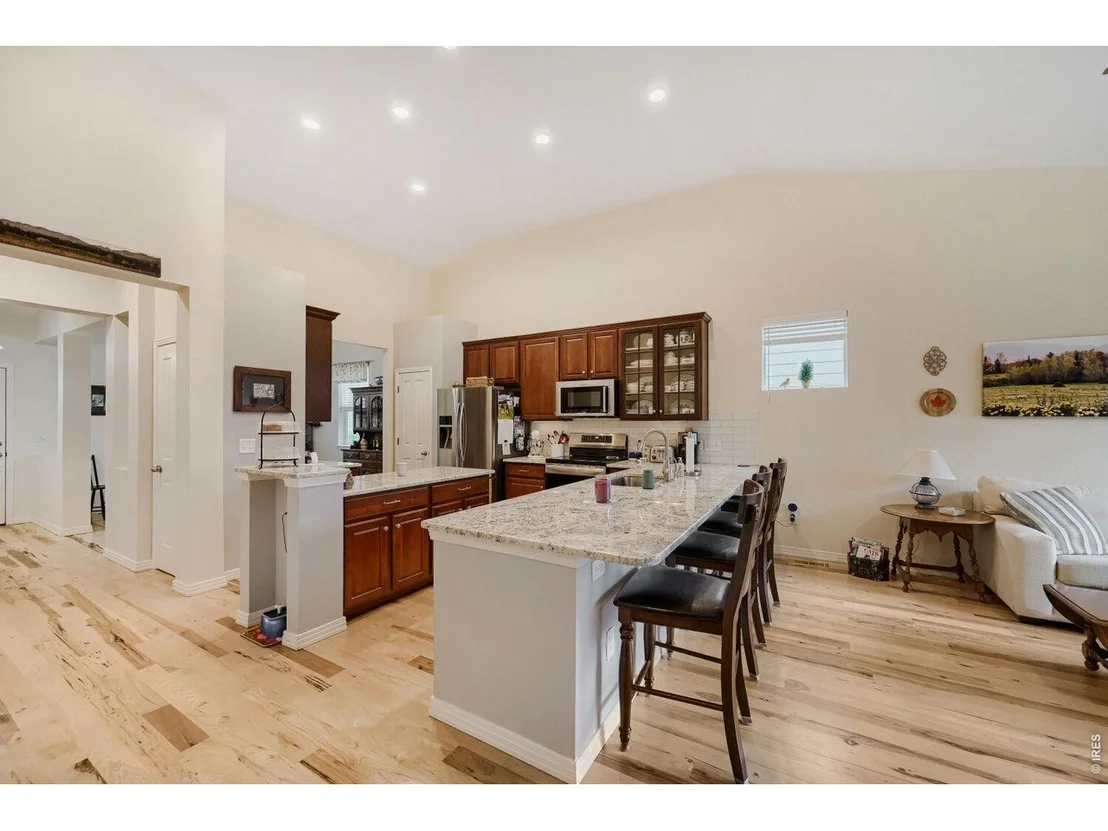Photo of 537 Peregrine Cir