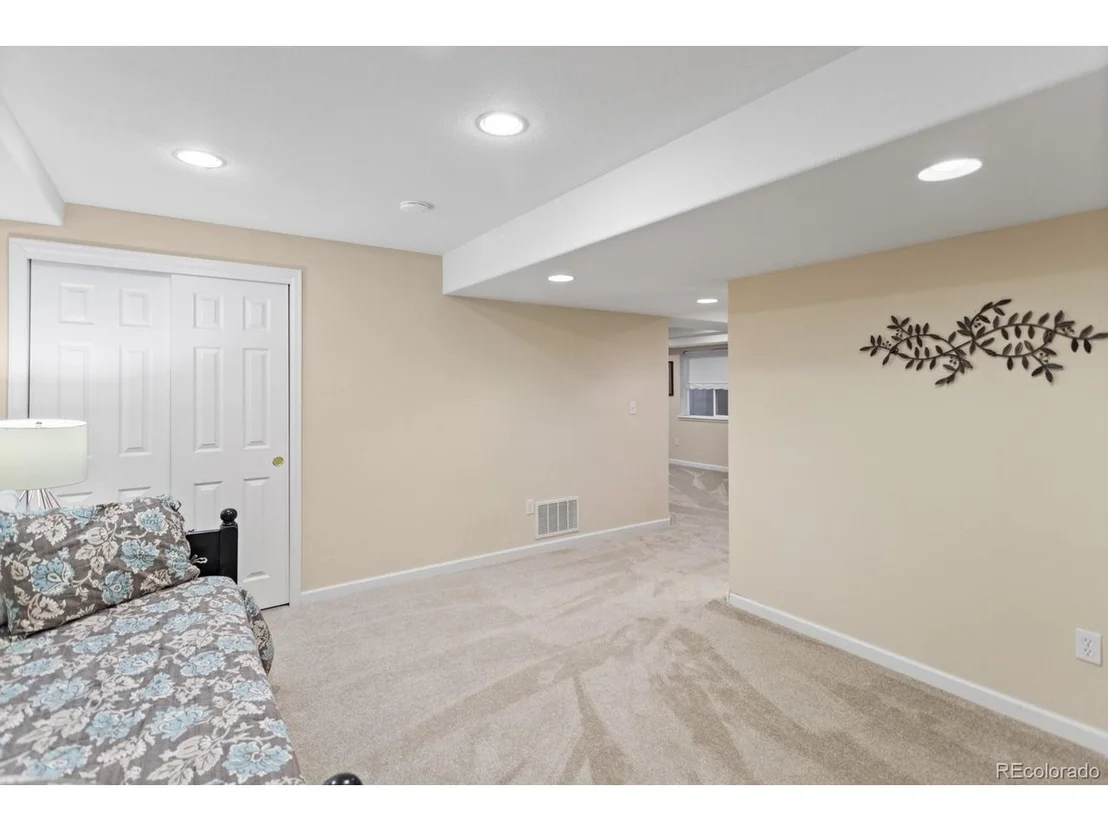 Photo of 8335 Deframe Ct