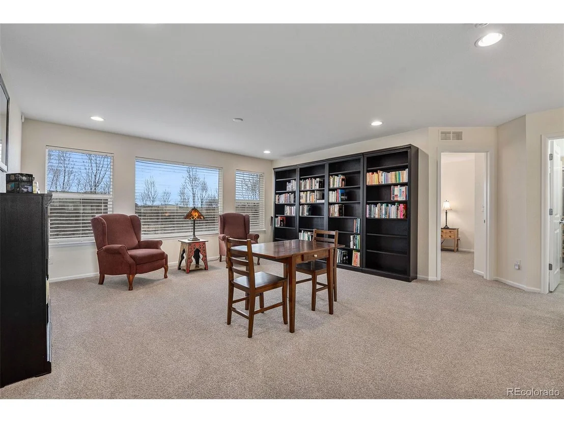 Photo of 434 Pekin Dr