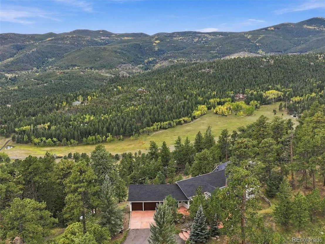 Photo of 35000 Fox Ridge Rd