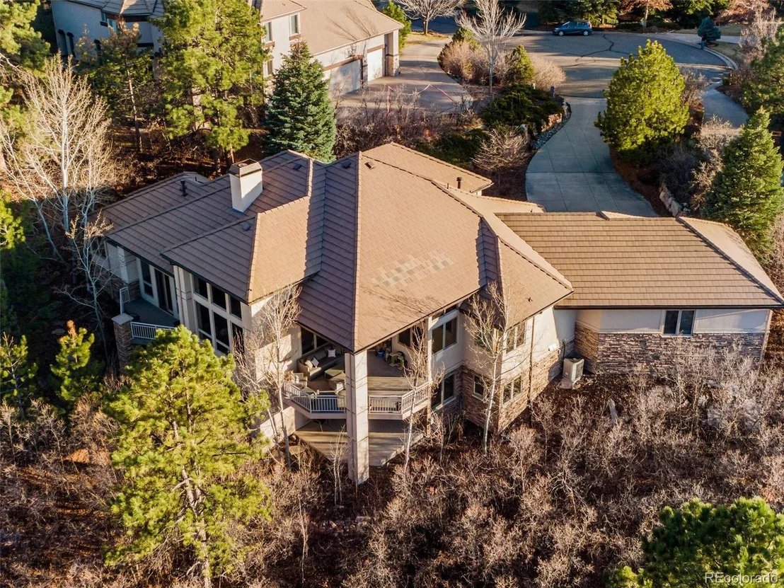 Photo of 940 Aztec Dr