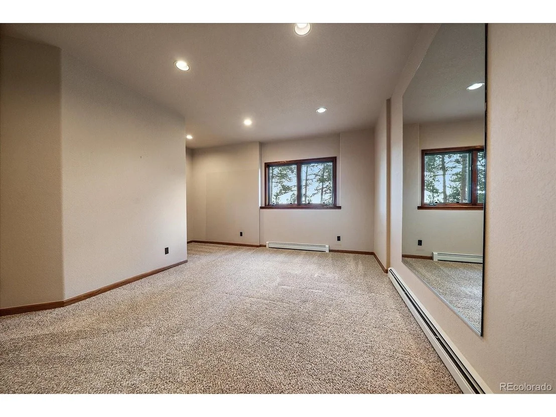 Photo of 395 Spring Ranch Dr