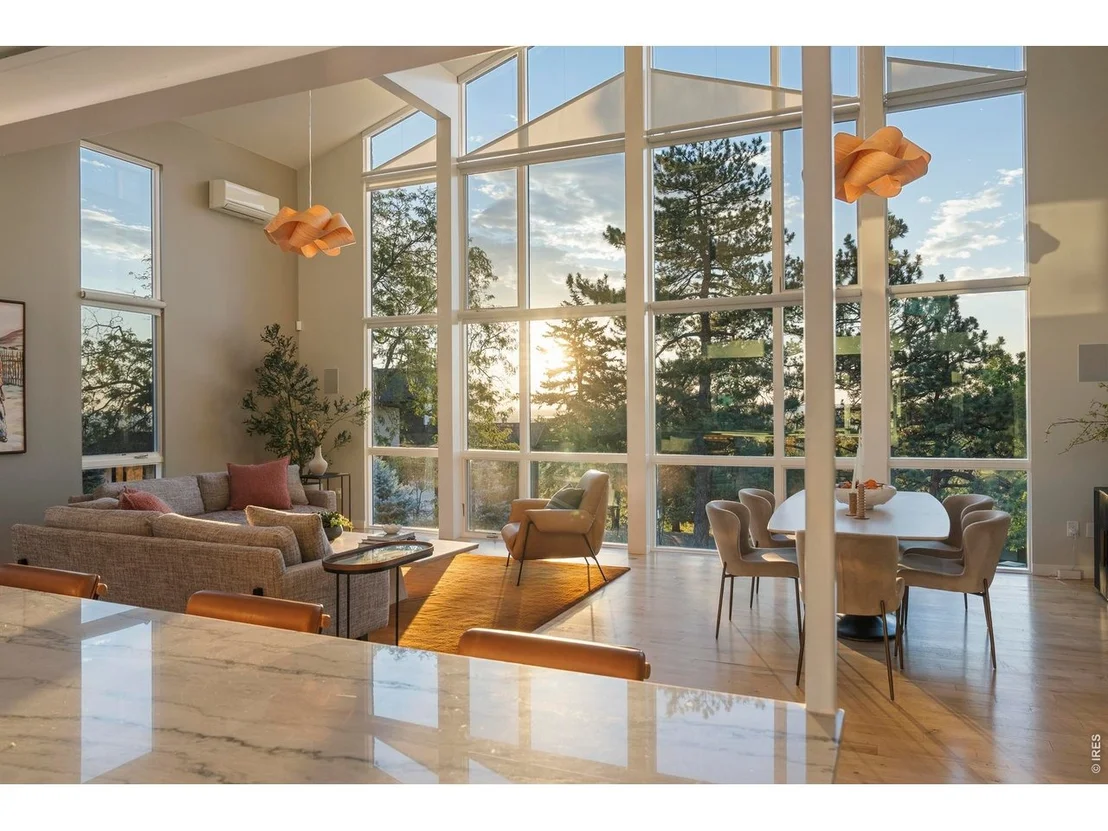 Photo of 250 Cactus Ct