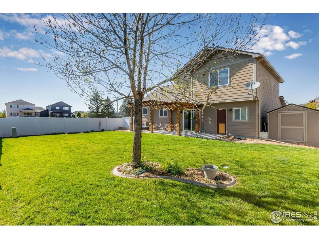 Photo of 680 Saratoga Way