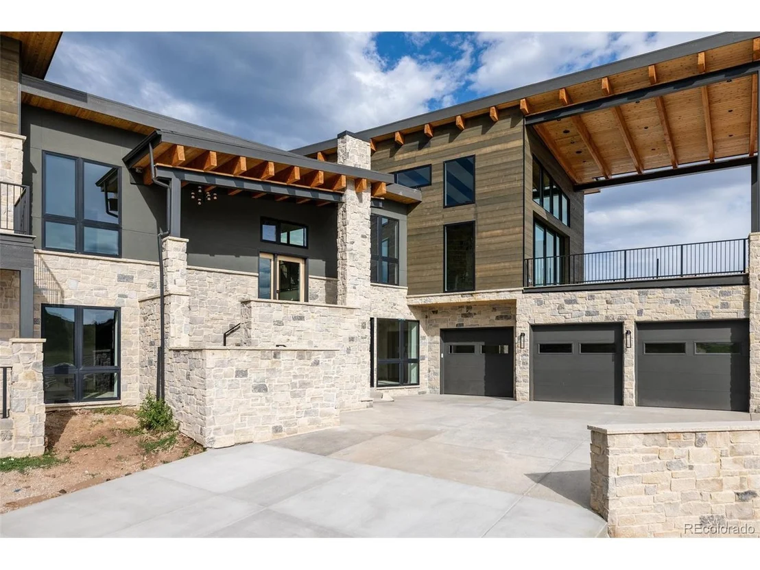 Photo of 7875 Raphael Ln