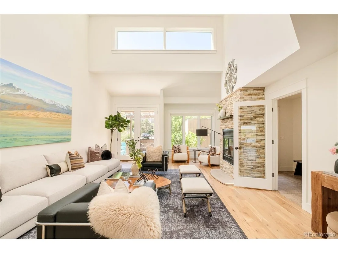 Photo of 485 Quail Cir