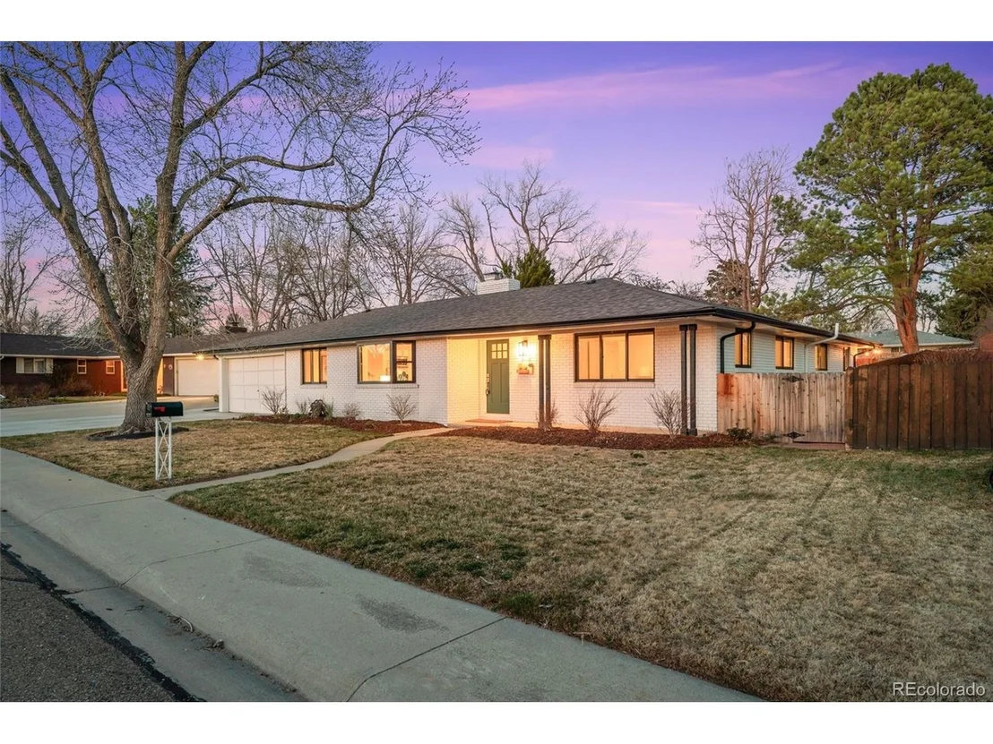 Photo of 46 Princeton Cir