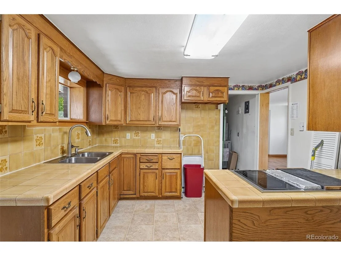 Photo of 101 2nd St