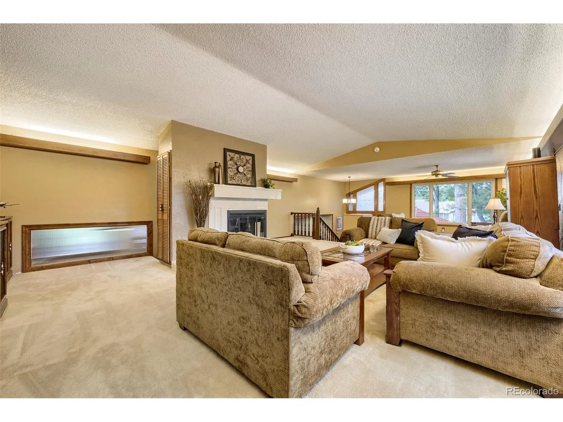 Photo of 8107 W 71st Pl