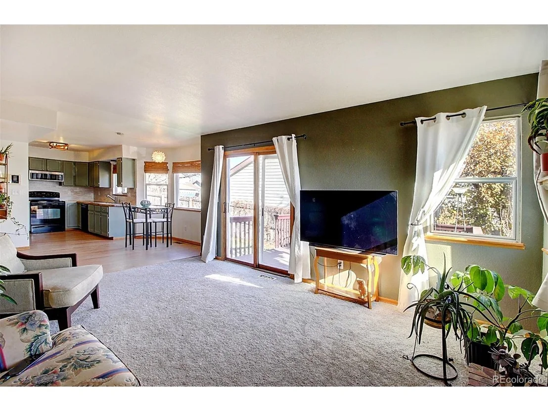 Photo of 312 Derry Dr