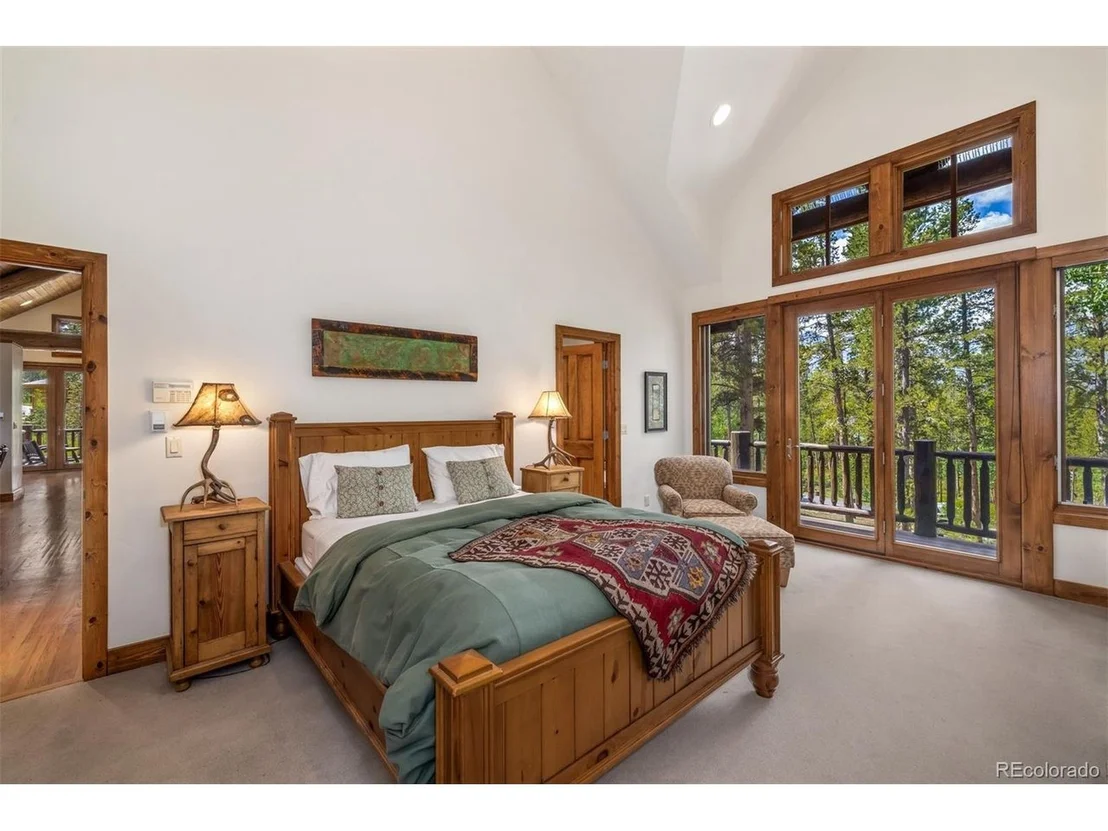Photo of 175 Highlands Dr