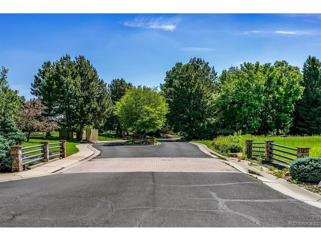 Photo of 308 Diamond Cir