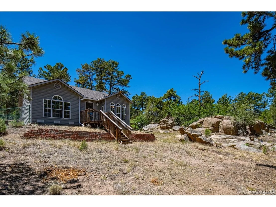 Photo of 632 Nels Dr