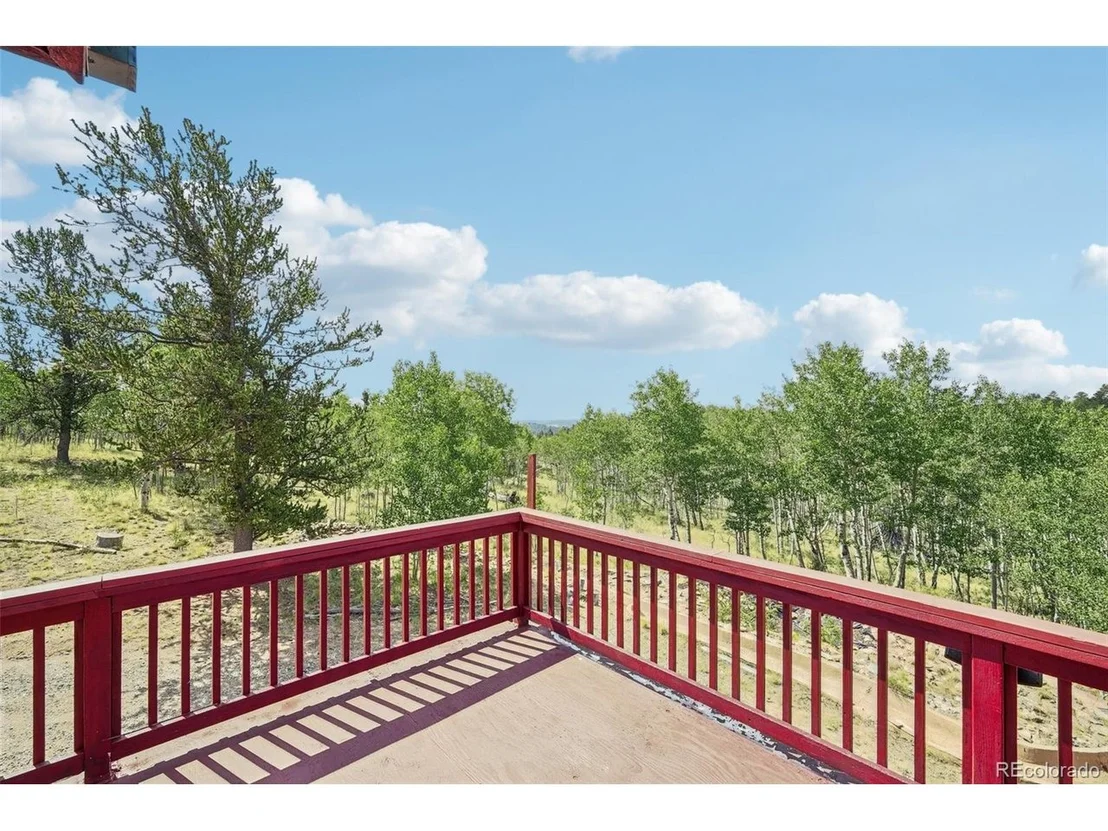 Photo of 215 Gadwall Rd
