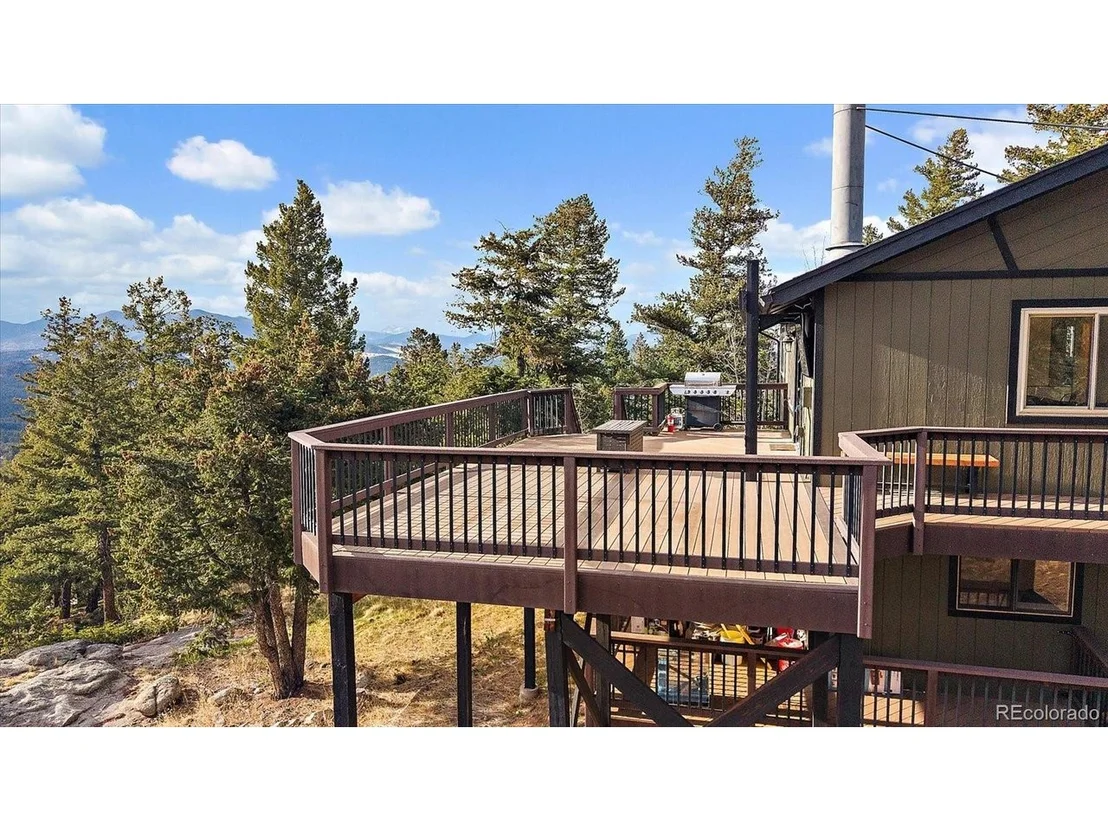 Photo of 26792 Hilltop Rd