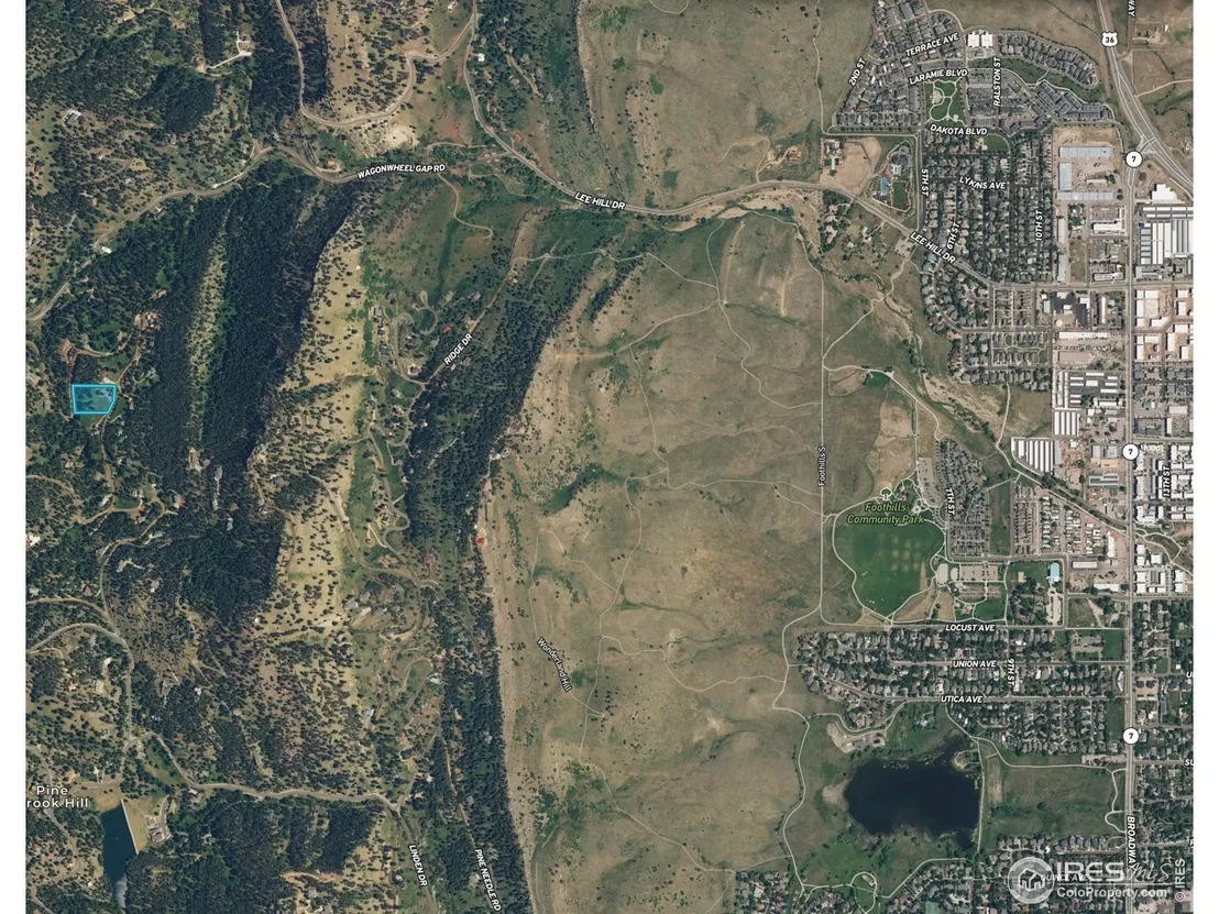 Photo of 604 Bow Mountain Rd