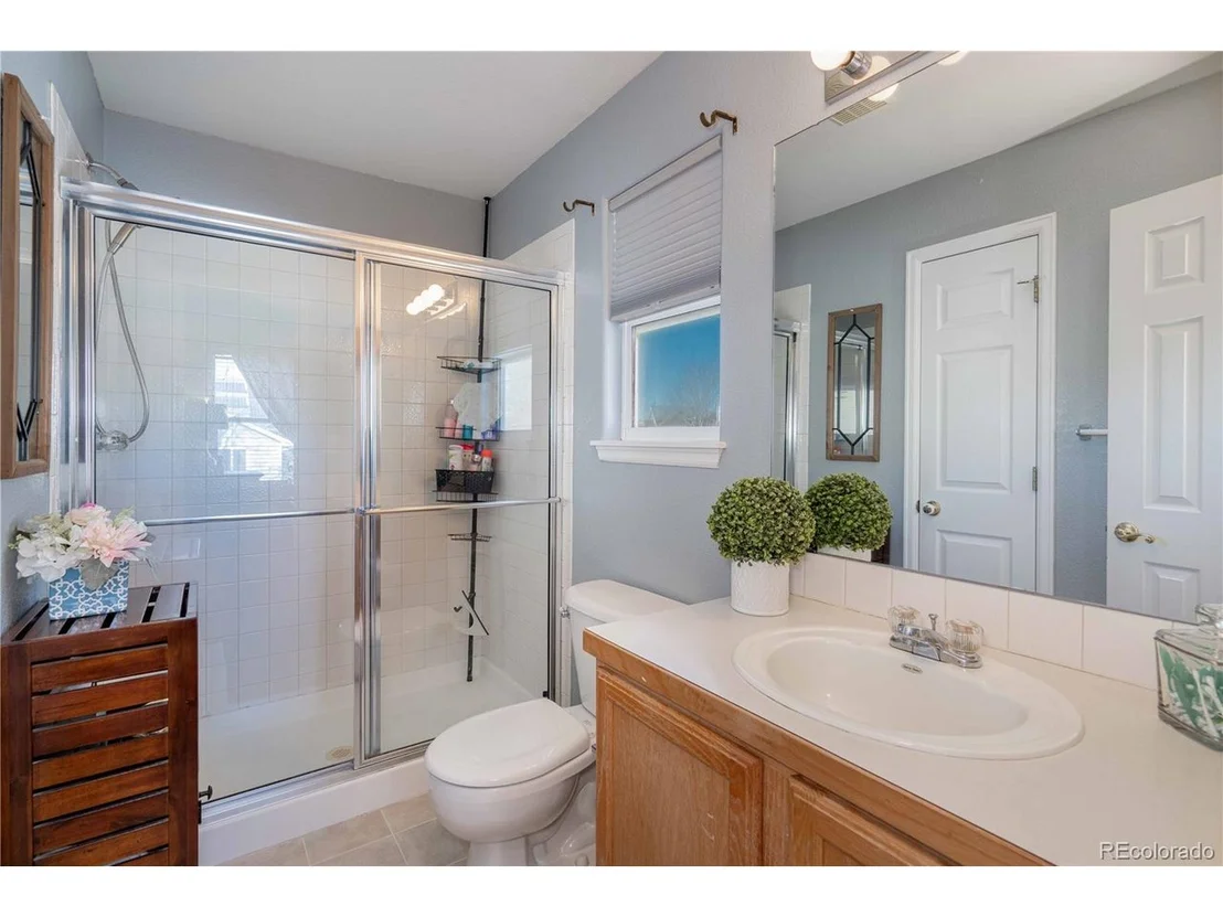 Photo of 647 Florence Ave