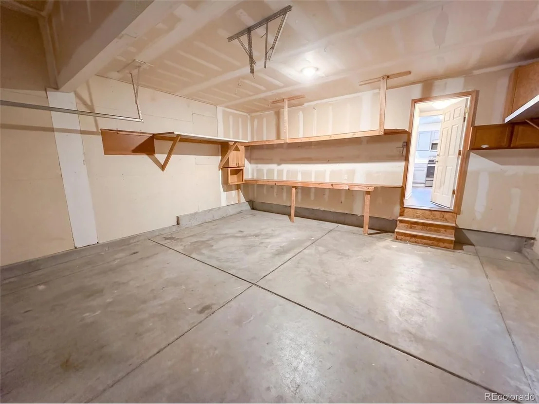 Photo of 6670 Stagecoach Ave