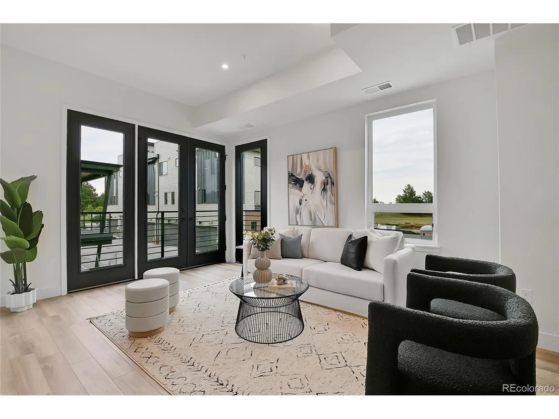 Photo of 9081 Westminster Blvd