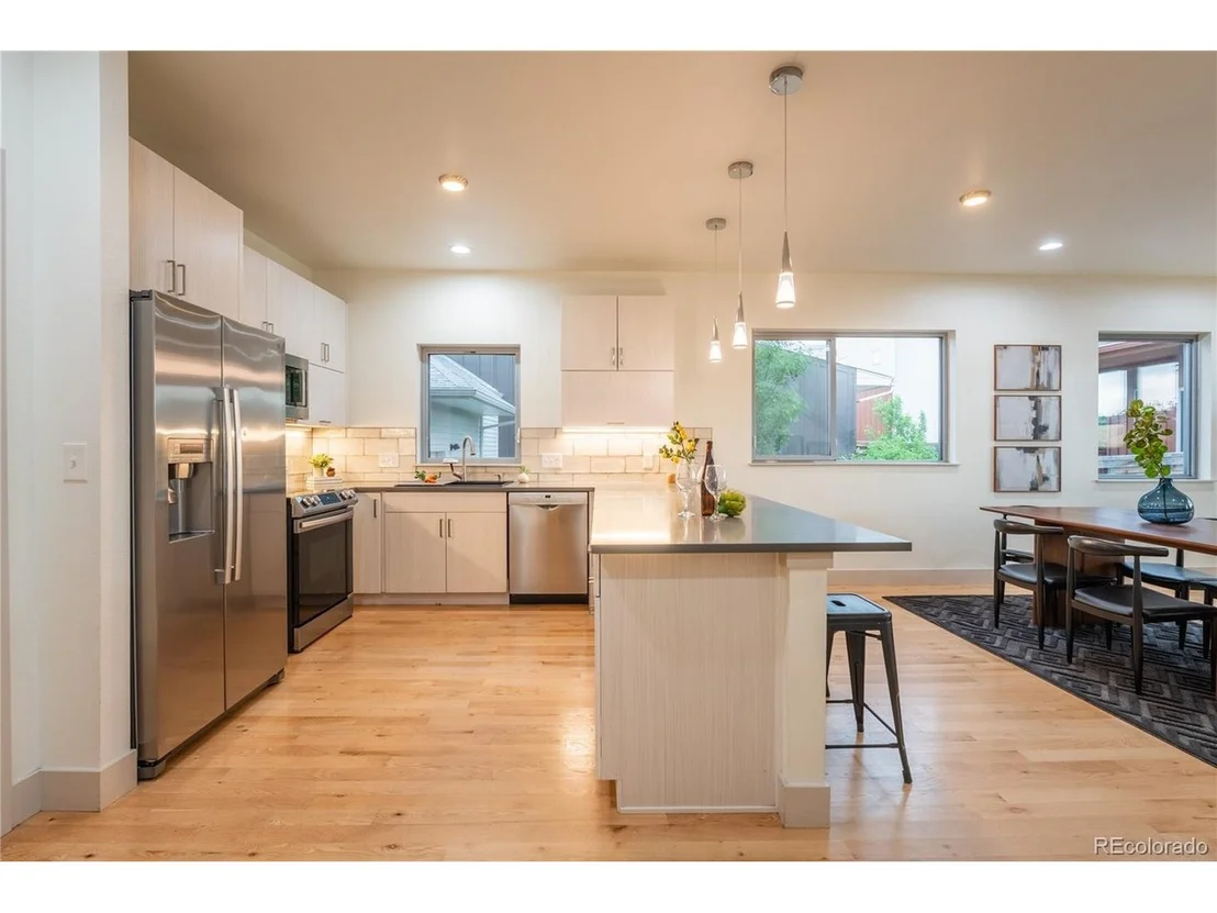 Photo of 6892 Juniper Ct