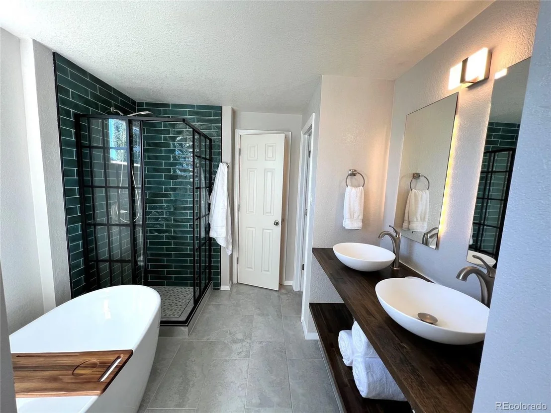 Photo of 5378 Bear Ct