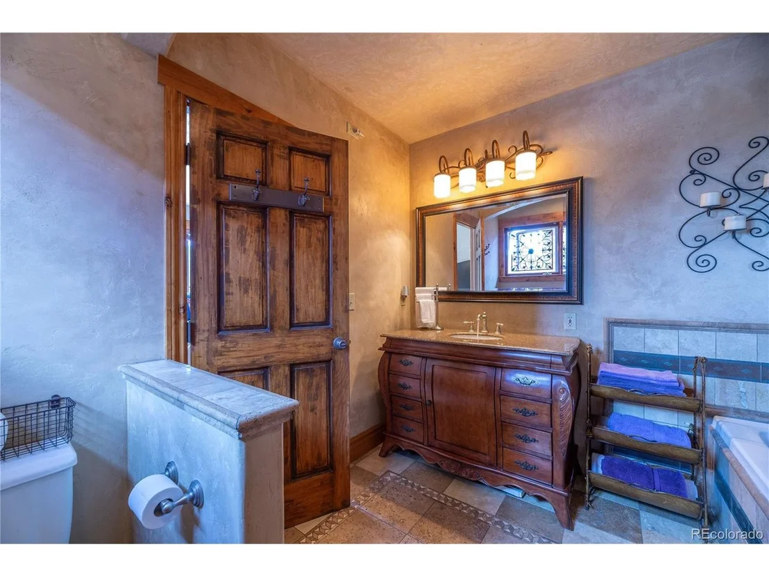 Photo of 432 Bighorn Cir